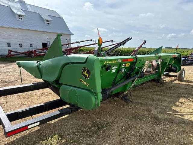 Image of John Deere 608C equipment image 3