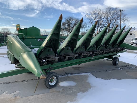 Main image John Deere 608C