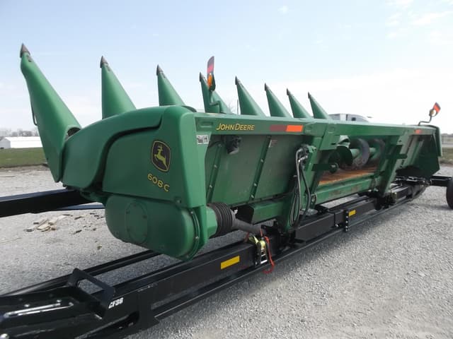 Image of John Deere 608C equipment image 4