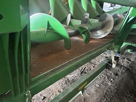 Image of John Deere 608C equipment image 4