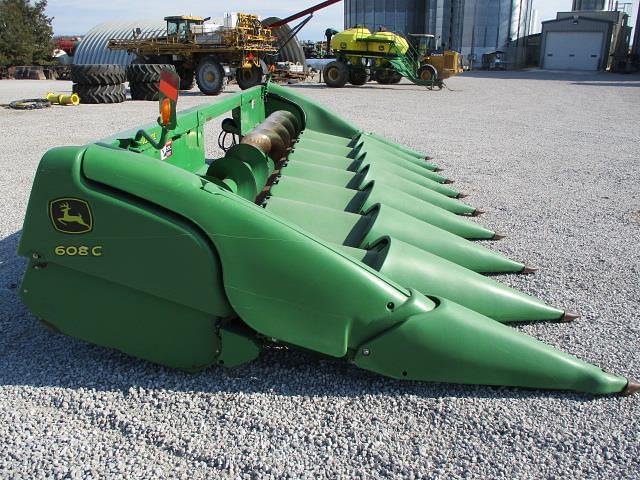 Image of John Deere 608C equipment image 4