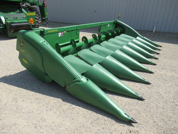 2012 John Deere 608C Equipment Image0