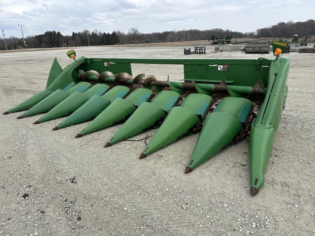 Image of John Deere 608C equipment image 1