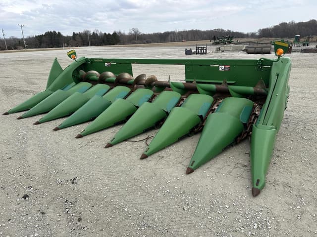 Image of John Deere 608C equipment image 1