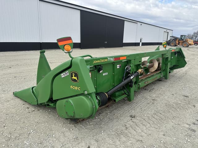 Image of John Deere 608C equipment image 4