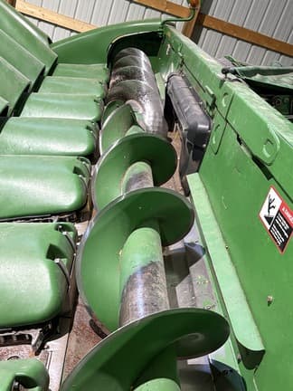 Image of John Deere 608C equipment image 2