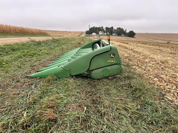 Image of John Deere 608C equipment image 4