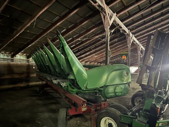 Main image John Deere 608C