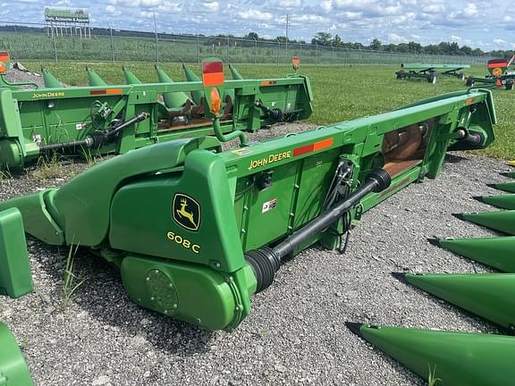Image of John Deere 608C equipment image 1