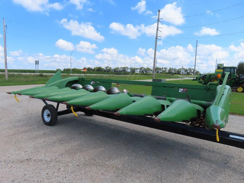 Image of John Deere 608C Primary image
