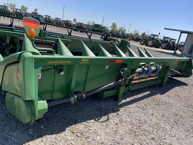 Image of John Deere 608C equipment image 4