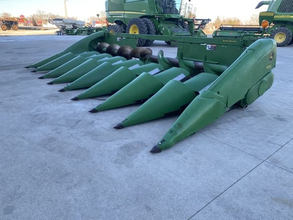 Image of John Deere 608C Primary image