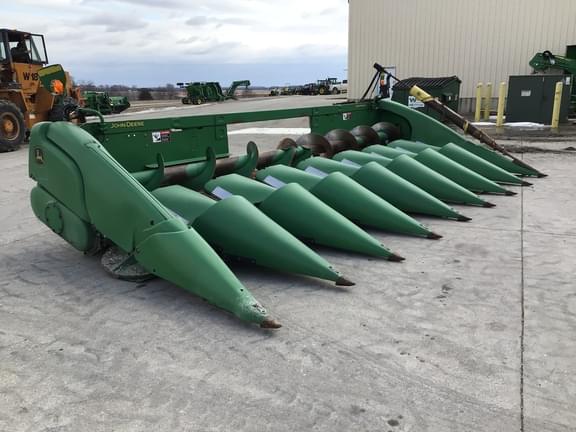 Image of John Deere 608C equipment image 3