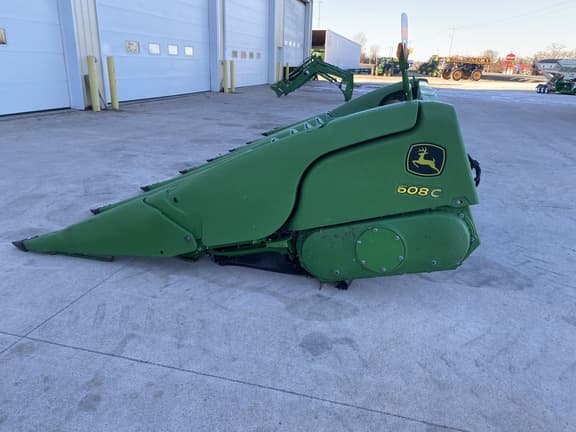 Image of John Deere 608C equipment image 3