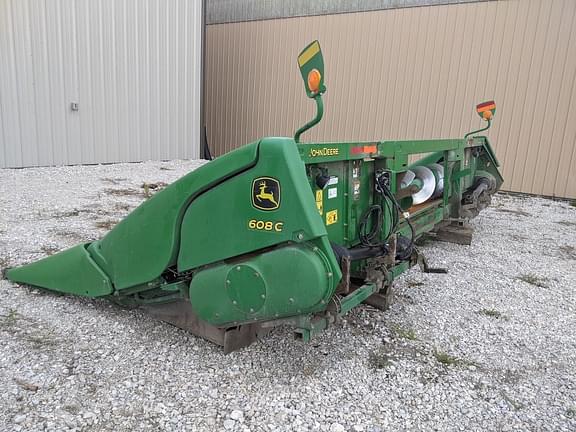 Image of John Deere 608C equipment image 3