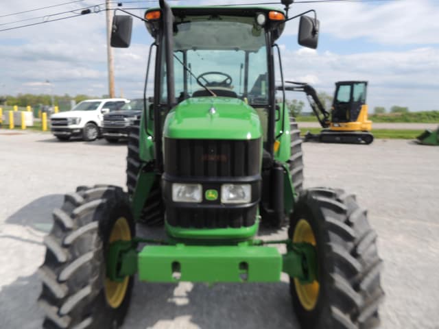 Image of John Deere 6100D equipment image 4