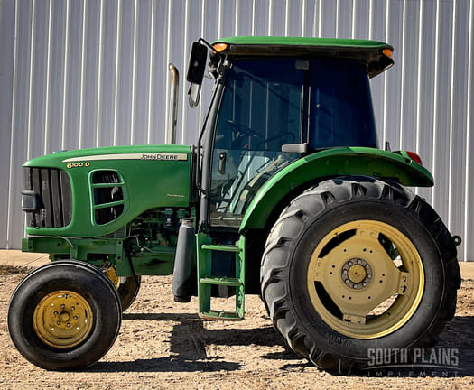 2012 John Deere 6100D Equipment Image0