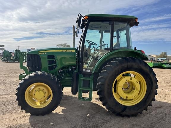 Image of John Deere 6100D equipment image 1