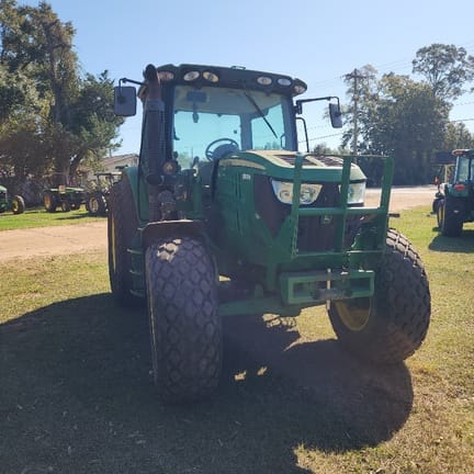 2012 John Deere 6105R Equipment Image0