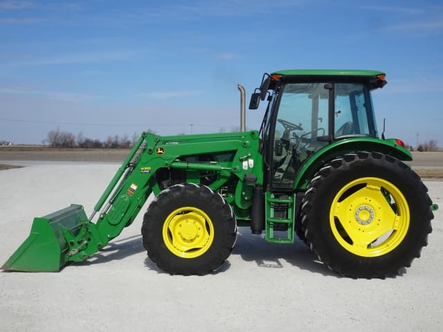 Image of John Deere 6115D equipment image 4
