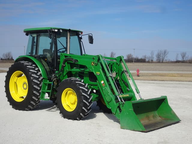 Image of John Deere 6115D equipment image 3