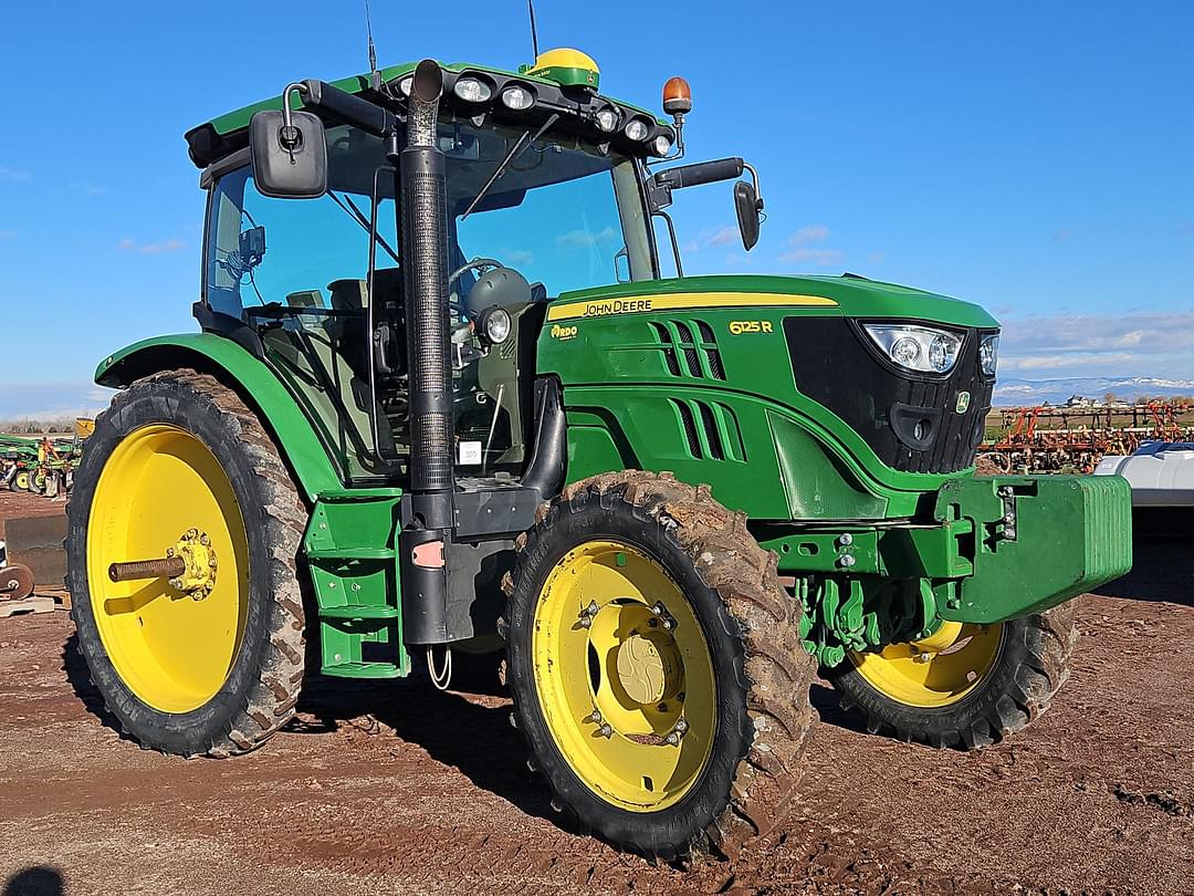 Image of John Deere 6125R Primary image