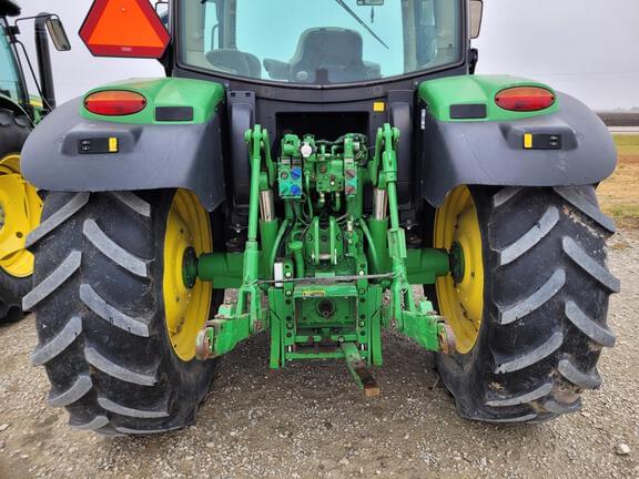 Image of John Deere 6125R equipment image 4