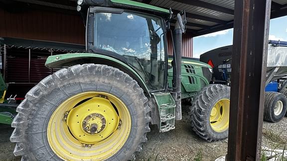 Image of John Deere 6125R equipment image 1