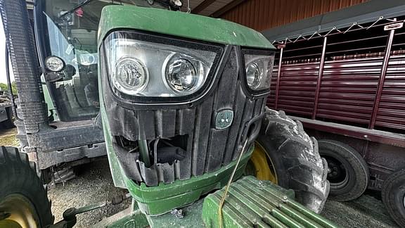 Image of John Deere 6125R equipment image 2