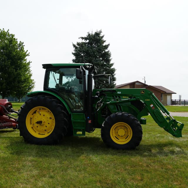 Image of John Deere 6125R equipment image 2