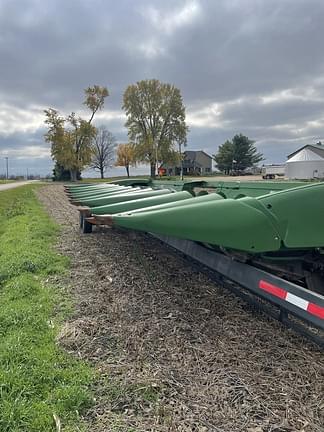 Image of John Deere 612C equipment image 3