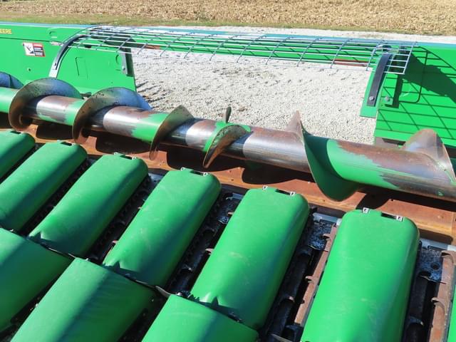 Image of John Deere 612C equipment image 3