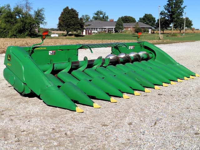 Image of John Deere 612C equipment image 1