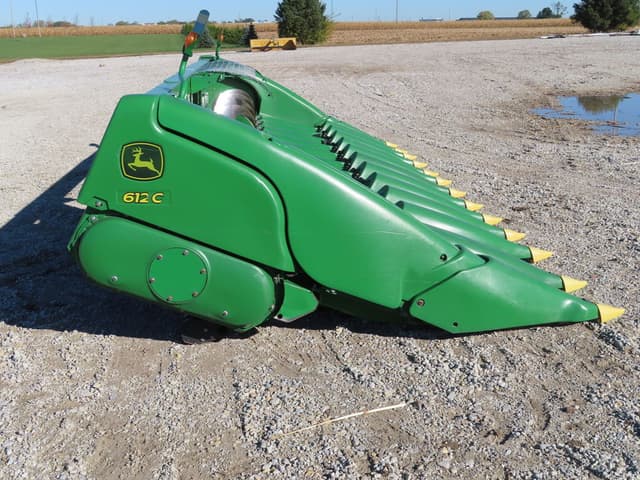 Image of John Deere 612C equipment image 2