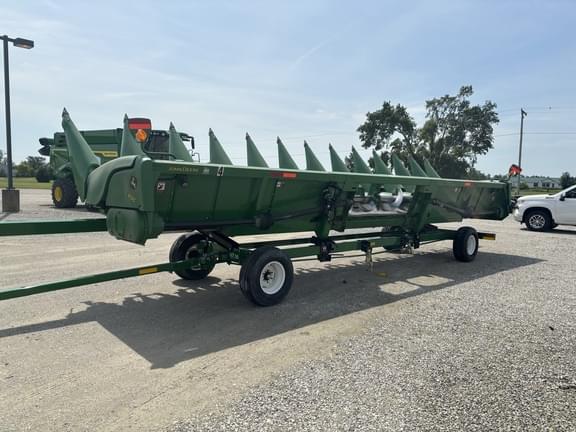 Image of John Deere 612C equipment image 3
