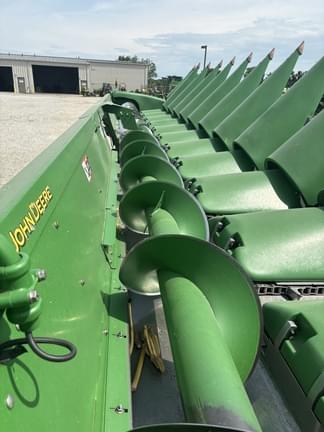 Image of John Deere 612C equipment image 1