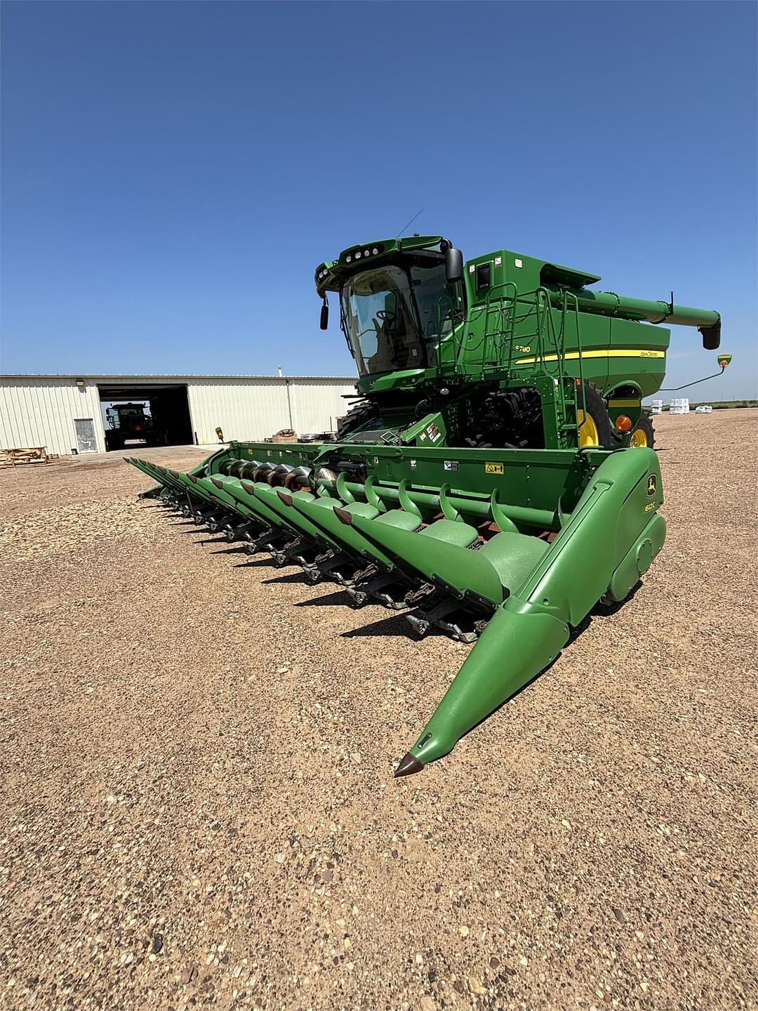 Image of John Deere 612C Primary image