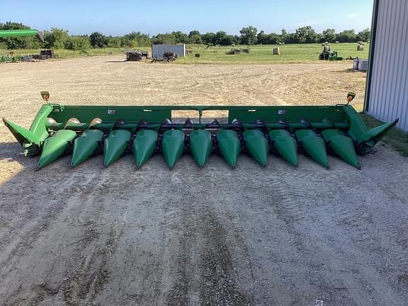 Image of John Deere 612C equipment image 4