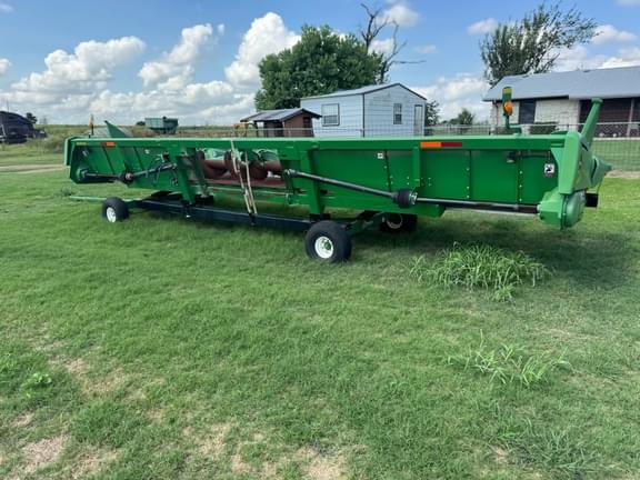 Image of John Deere 612C equipment image 2