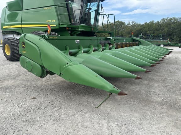 Image of John Deere 612C equipment image 1