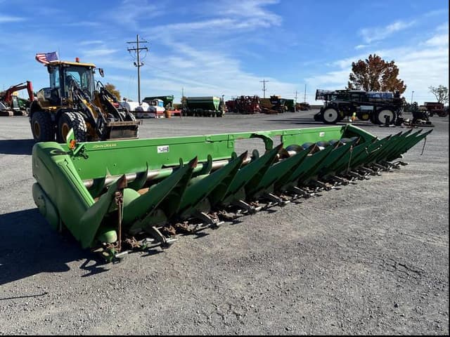 Image of John Deere 612C equipment image 4