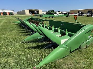 Main image John Deere 612C