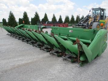 Main image John Deere 612C