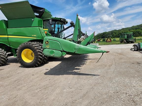 Image of John Deere 612C equipment image 2