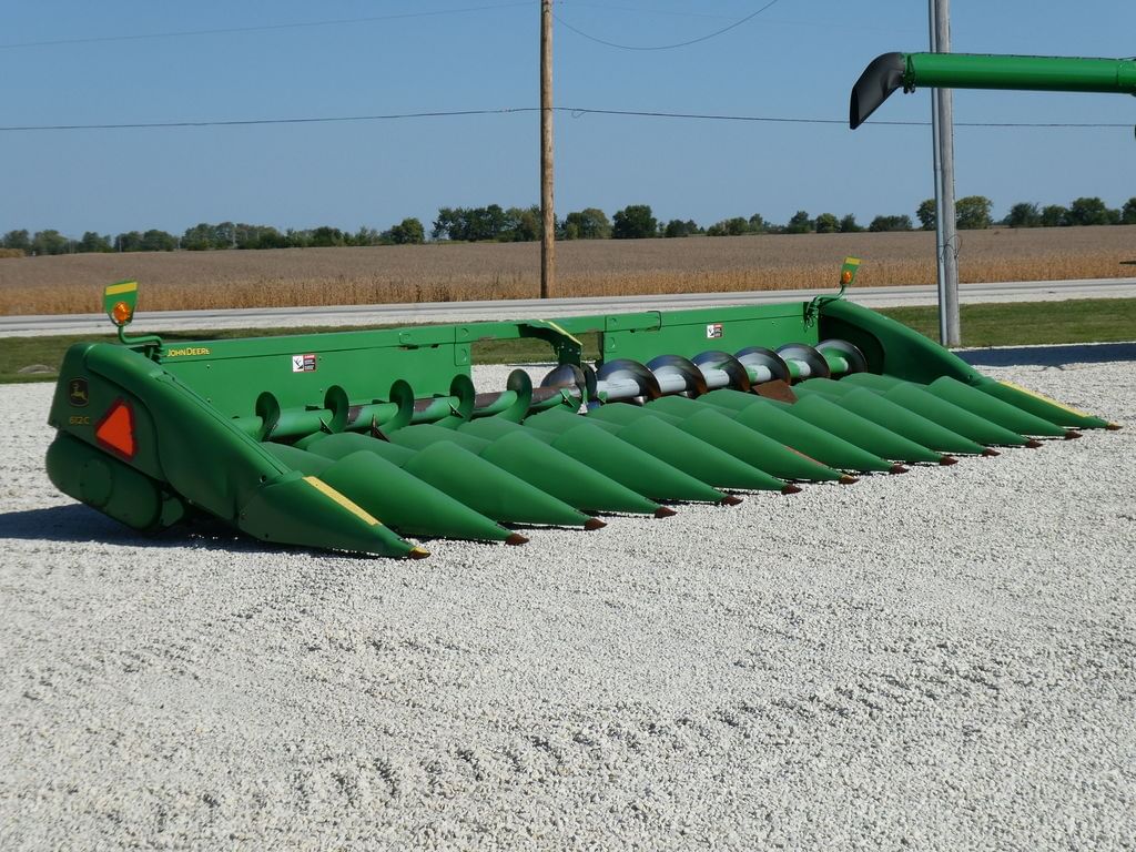 2012 John Deere 612C Equipment Image0