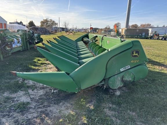 Image of John Deere 612C equipment image 4