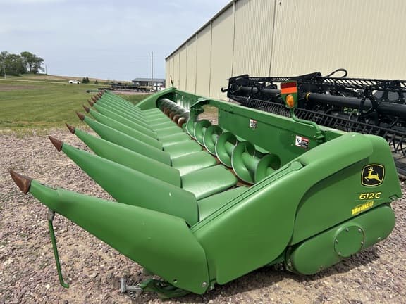 Image of John Deere 612C equipment image 2