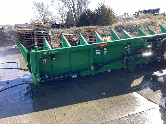 Image of John Deere 612C equipment image 3