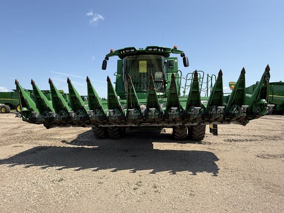 2012 John Deere 612C Equipment Image0
