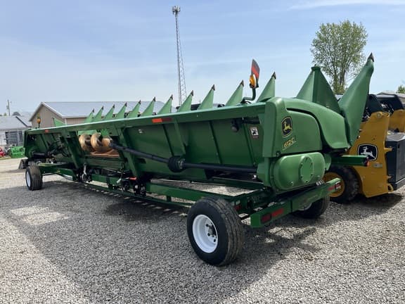 Image of John Deere 612C Primary image